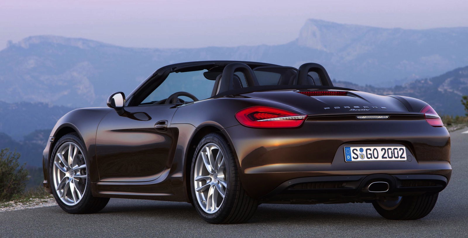 The Boxster 211 Is The New Poverty-Spec Porsche You Never Knew Existed