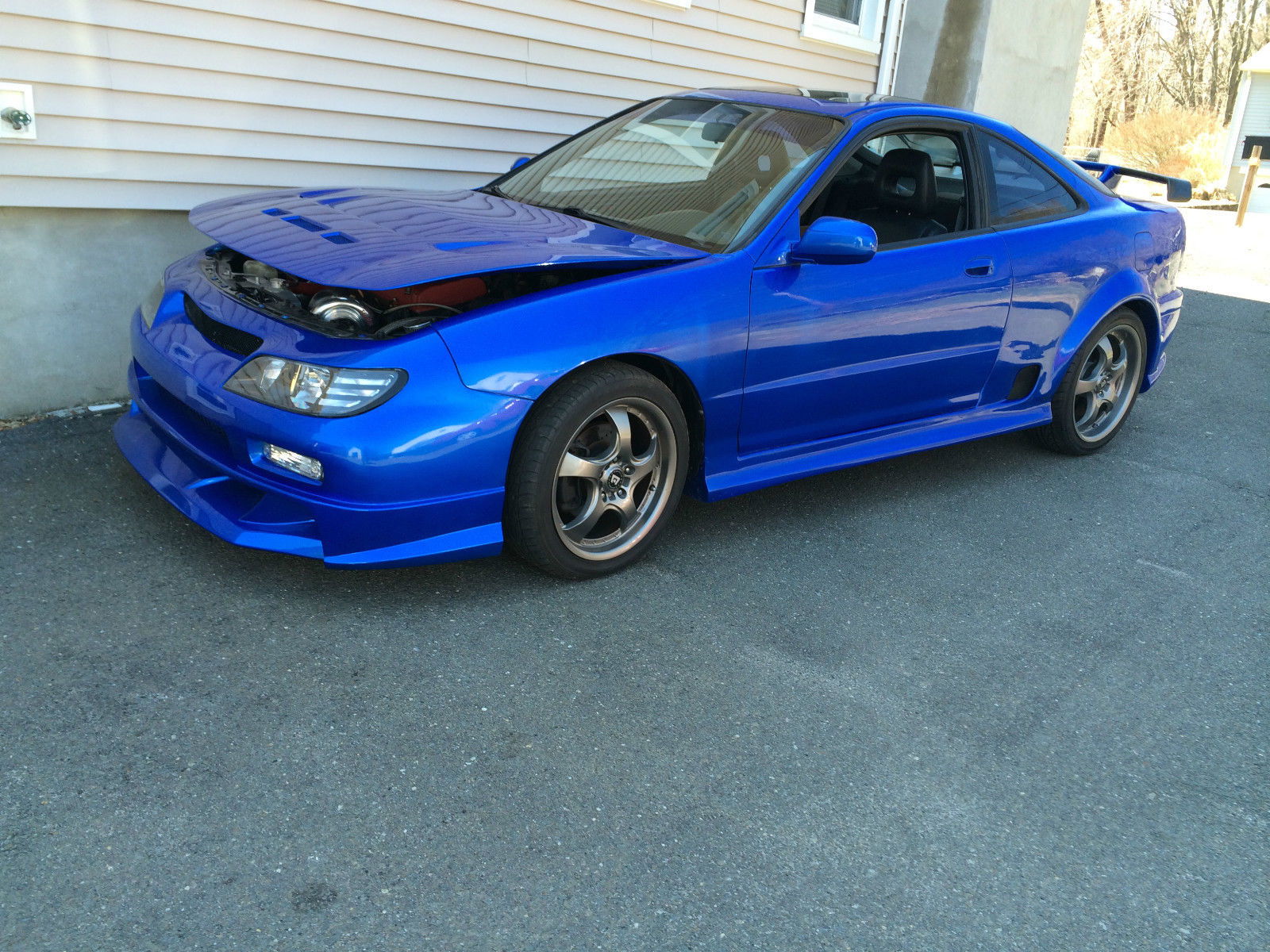 The World Doesn't Need An R34 Skyline GT-R/Integra Mash-Up, But Someone Made One Anyway