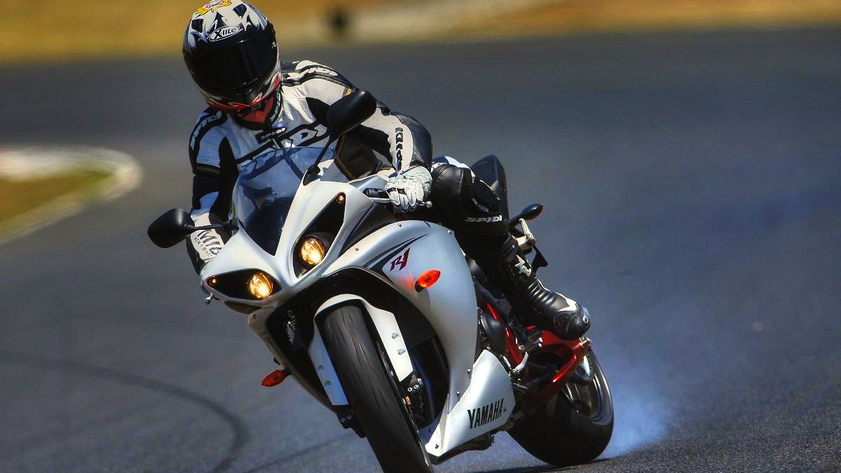 Why Riding A Motorbike Makes You A Better Driver