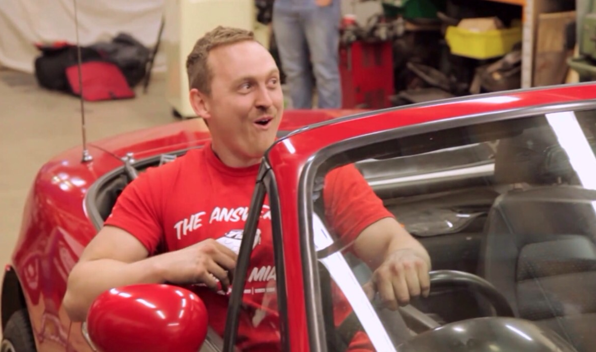 15 Poses Every Single Car Guy Will Immediately Recognise