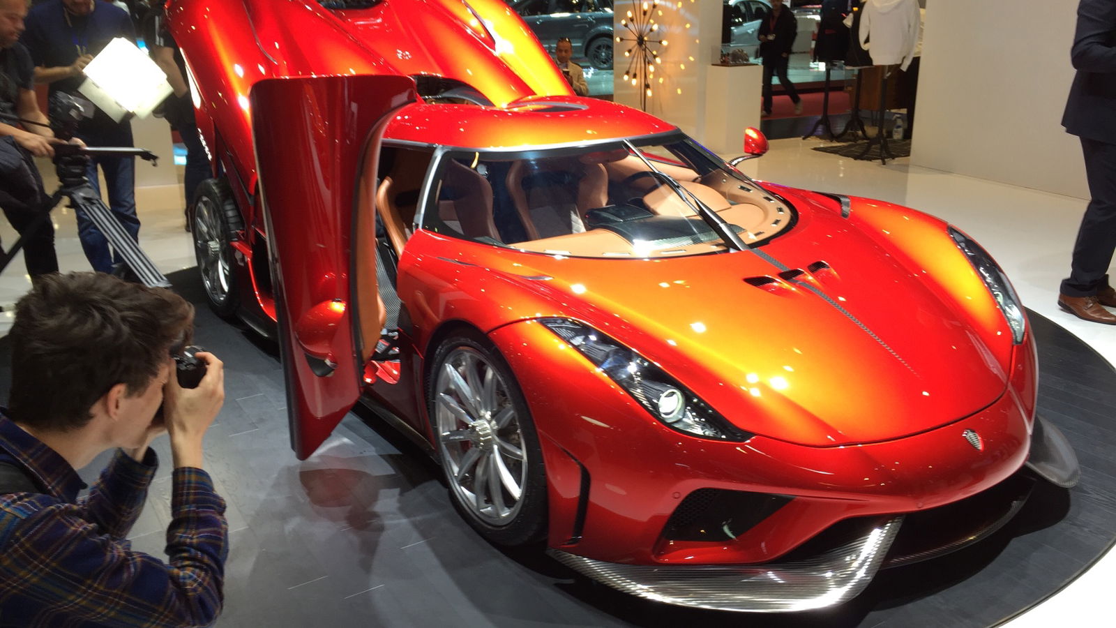 The 1500bhp+ Production-Spec Koenigsegg Regera Is Just As Bonkers As The Concept