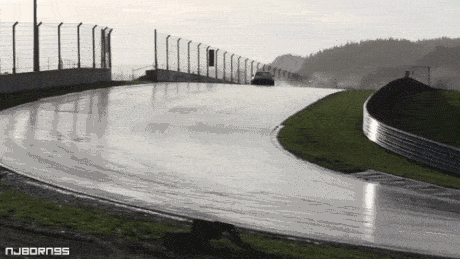 14 Amazing Car GIFs You'll Watch Over And Over Again