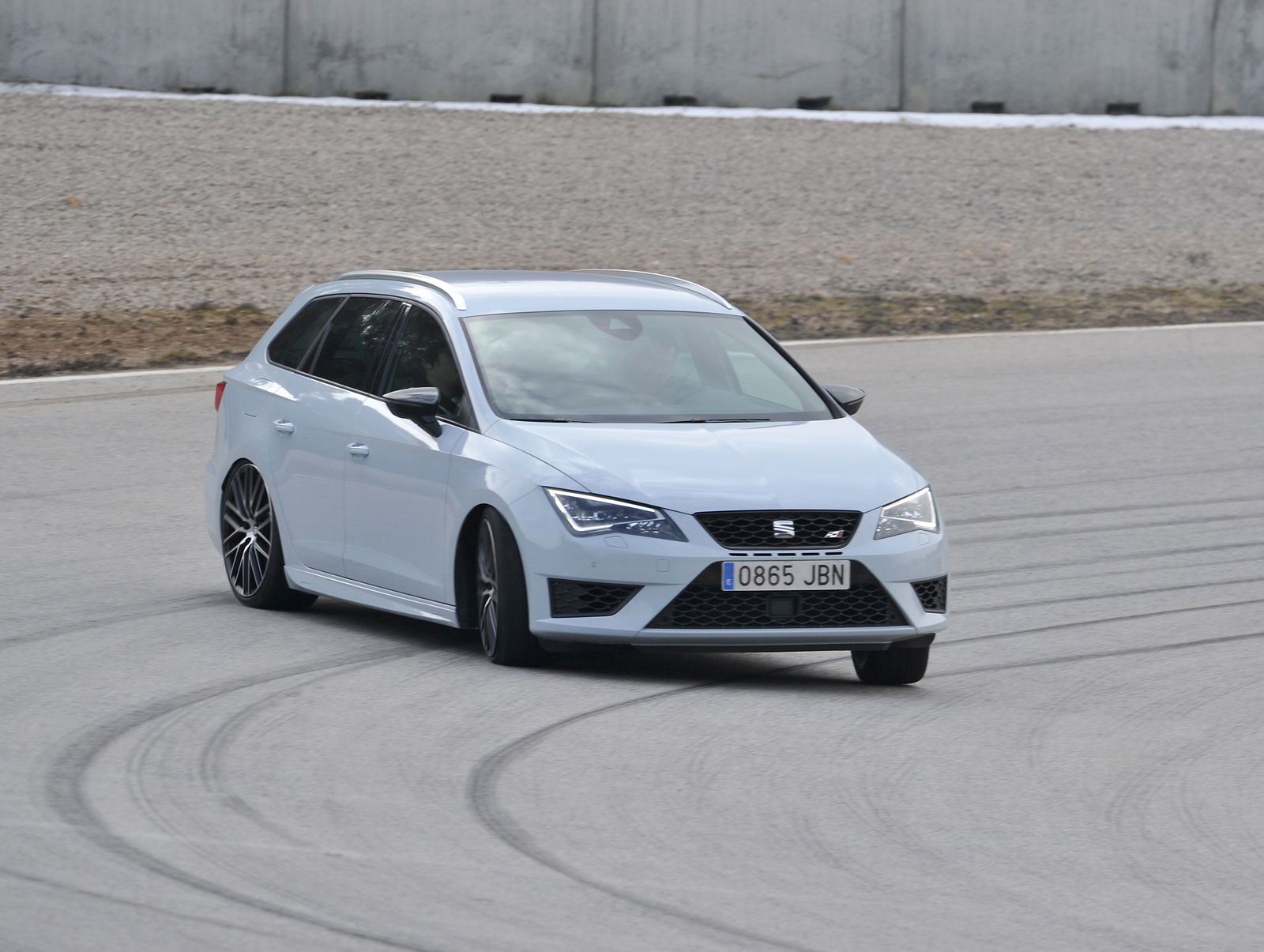 How To Trail Brake And Why It'll Make You A Faster Driver