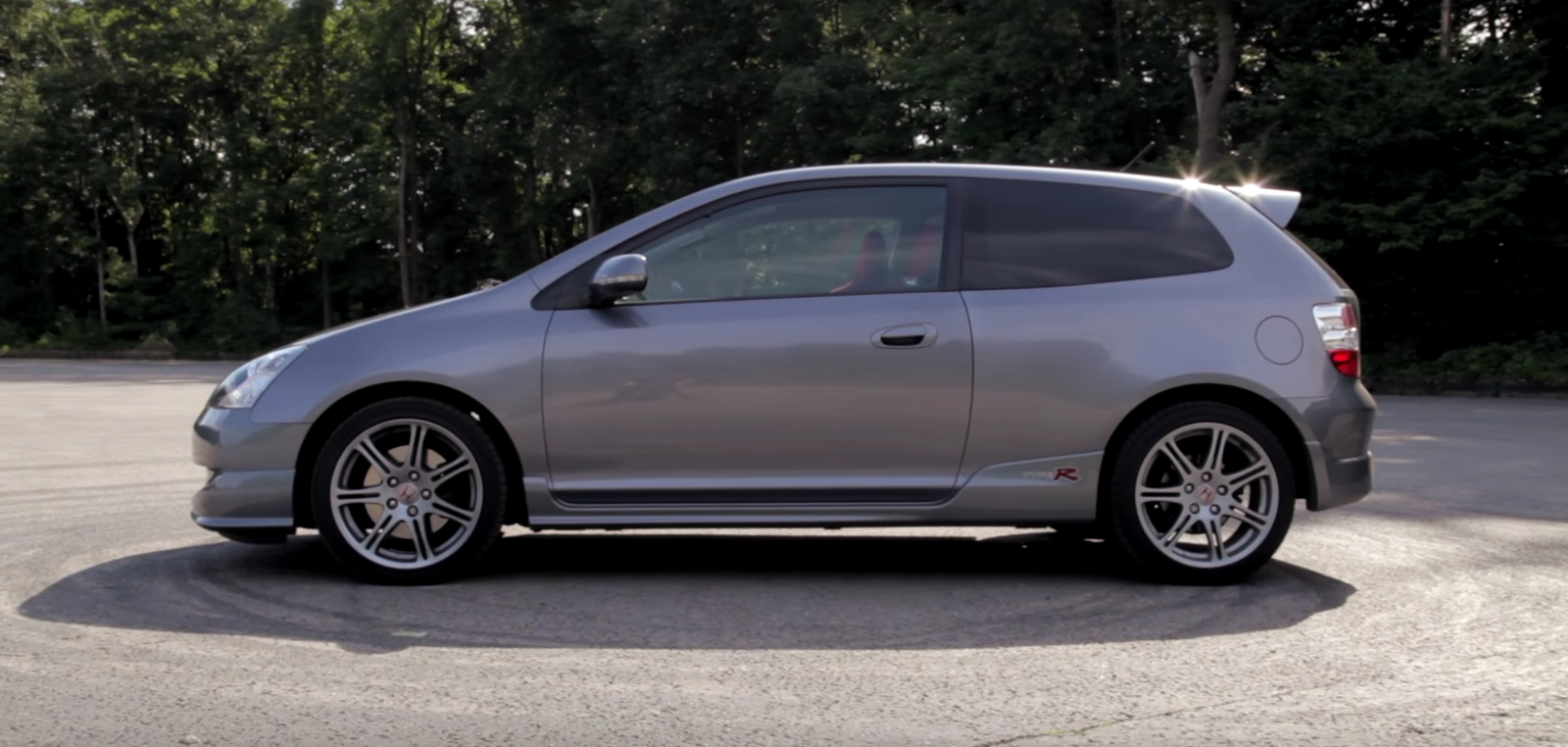 3 Incredible Cars That Blew Us Away Most In 2015