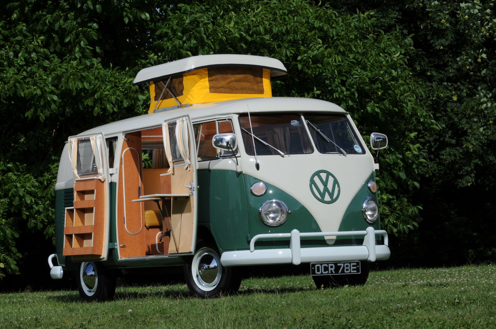 Driving A 1954 Volkswagen Van Is Like Stirring A Pot Of Oats With No Hands