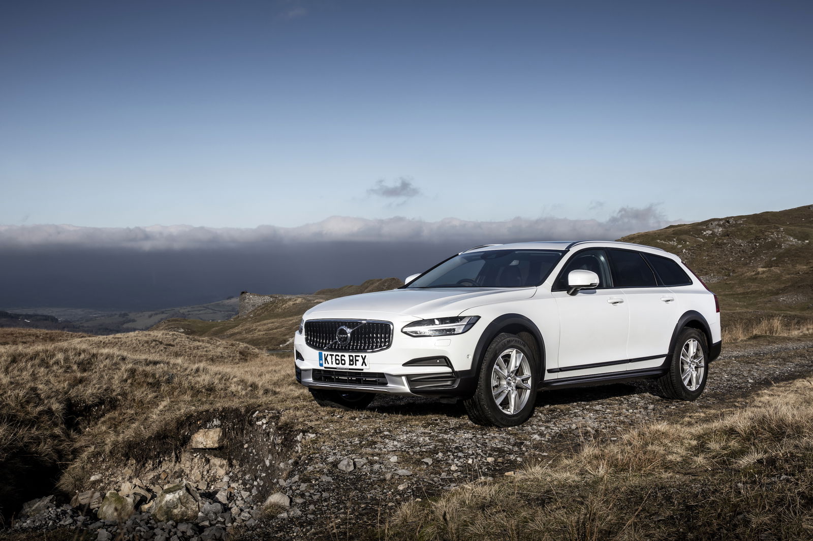 5 Things You Need To Know About Driving A Fiat 124 Spider
