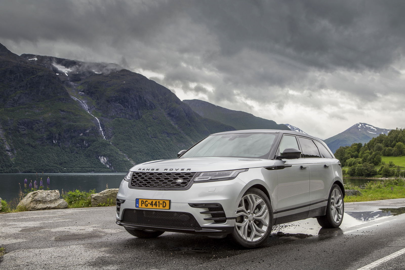 7 Things I Learned From Driving The New Range Rover Velar
