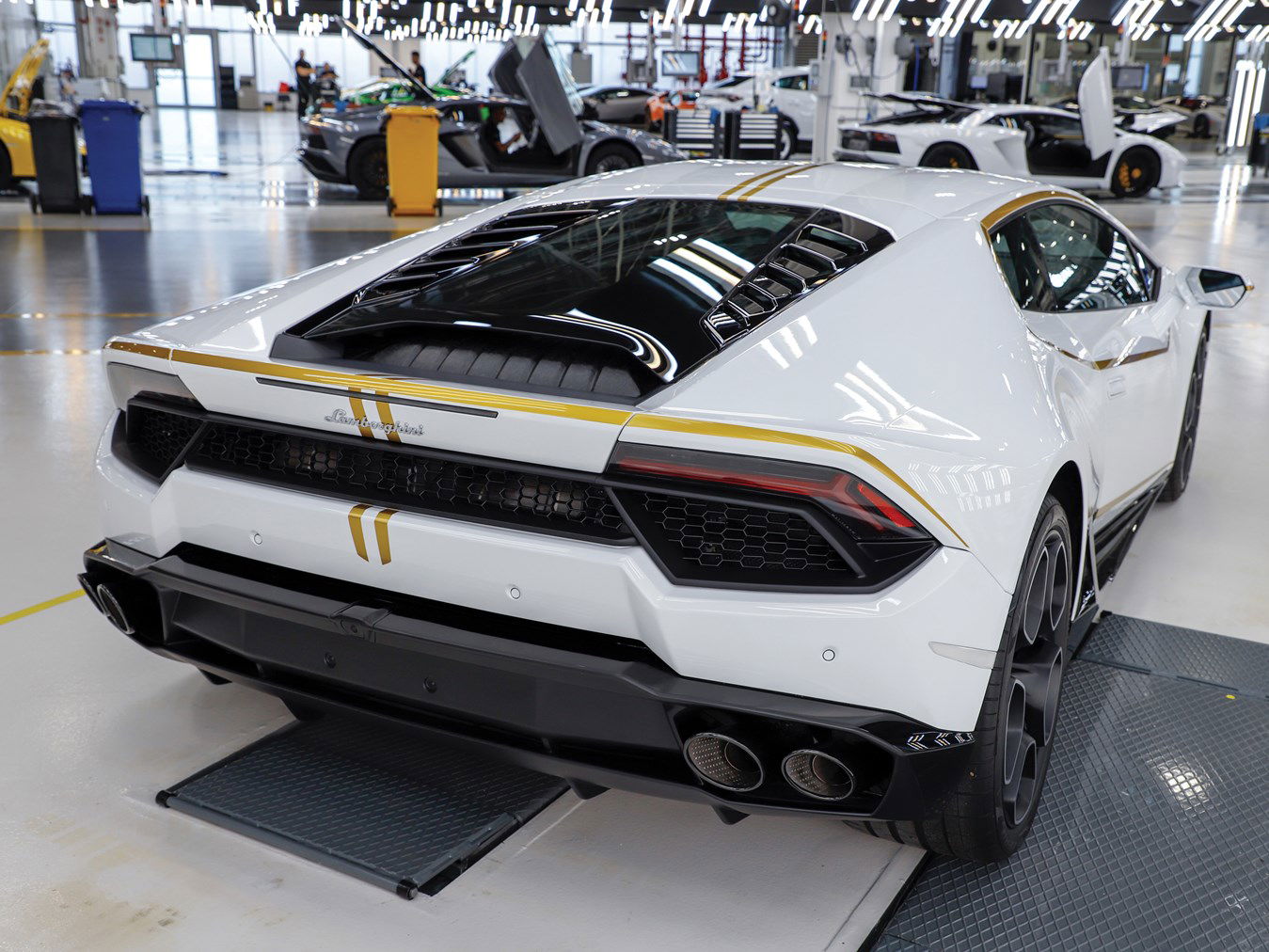 The Pope's RWD Lamborghini Huracan Sold For Double Its Estimate