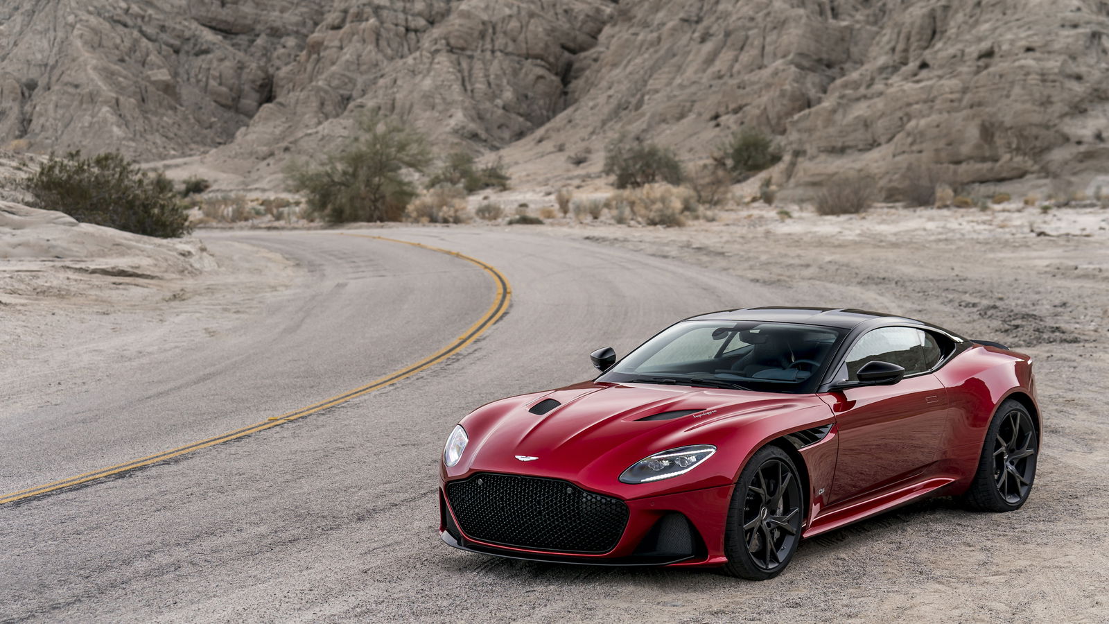 The Aston Martin DBS Superleggera Is A 715bhp 'Brute In A Suit'