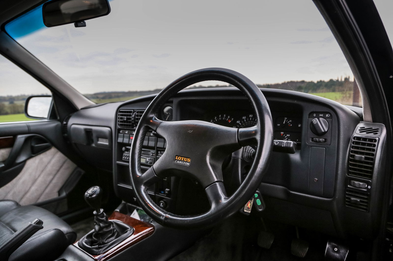 Lotus Carlton: Meeting The Car That Made The Government Angry
