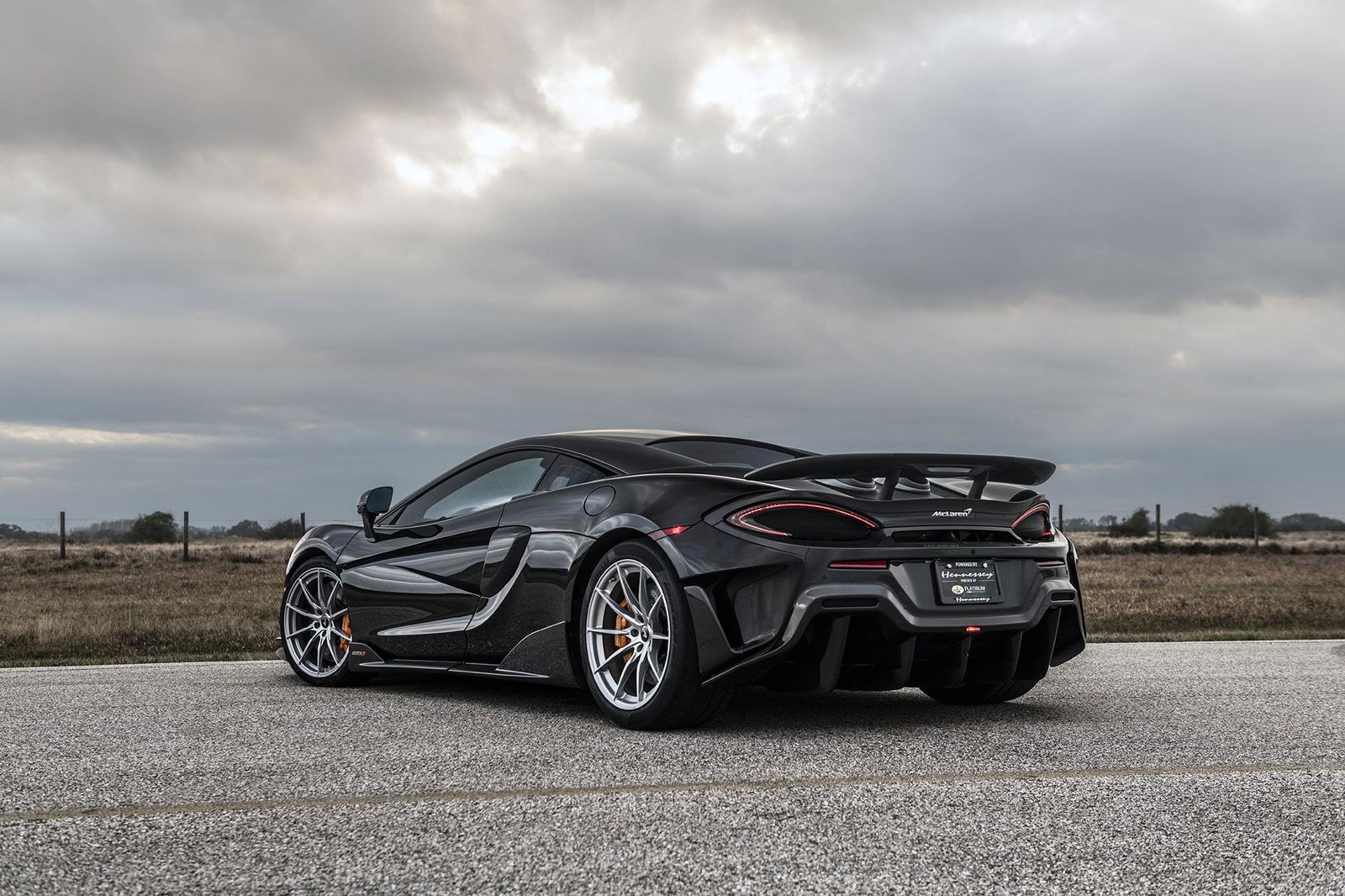 The Chiron Sport ‘110 Ans Bugatti' Is A 1500bhp French-Themed Tribute