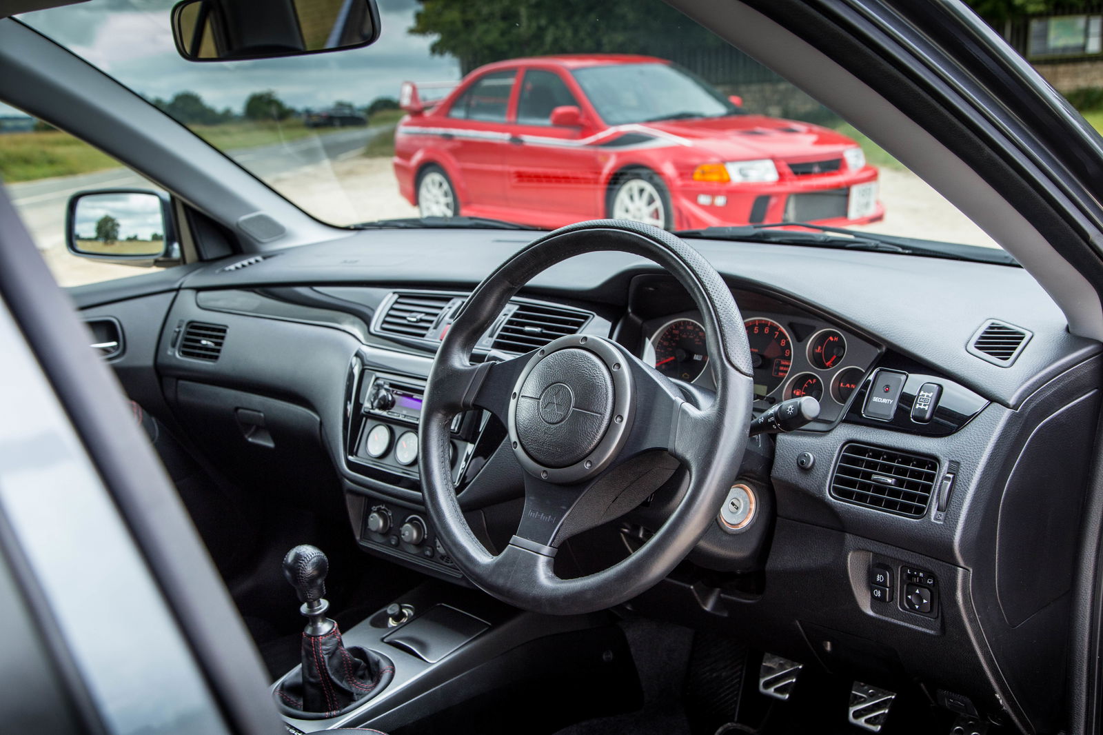 Mitsubishi Evo VI Tommi Makinen vs Evo IX 360 MR: A Fast Lancer Education