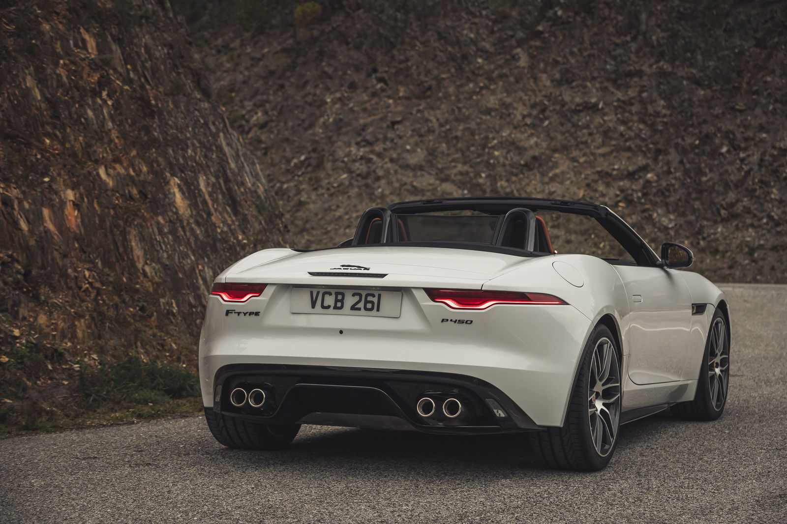 2020 Jaguar F-Type Review: A Big Improvement, But The RWD V8 Has A Problem