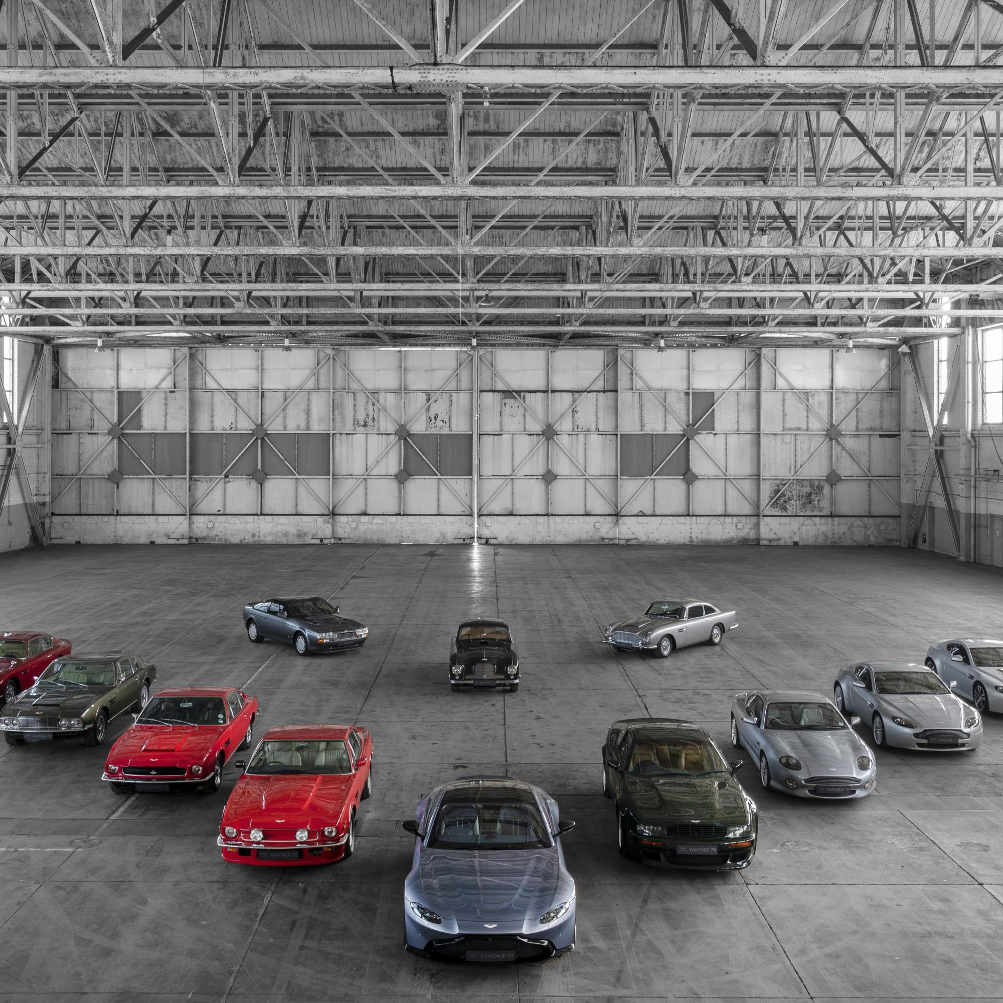 Your Free Noble M12 Car Wallpaper