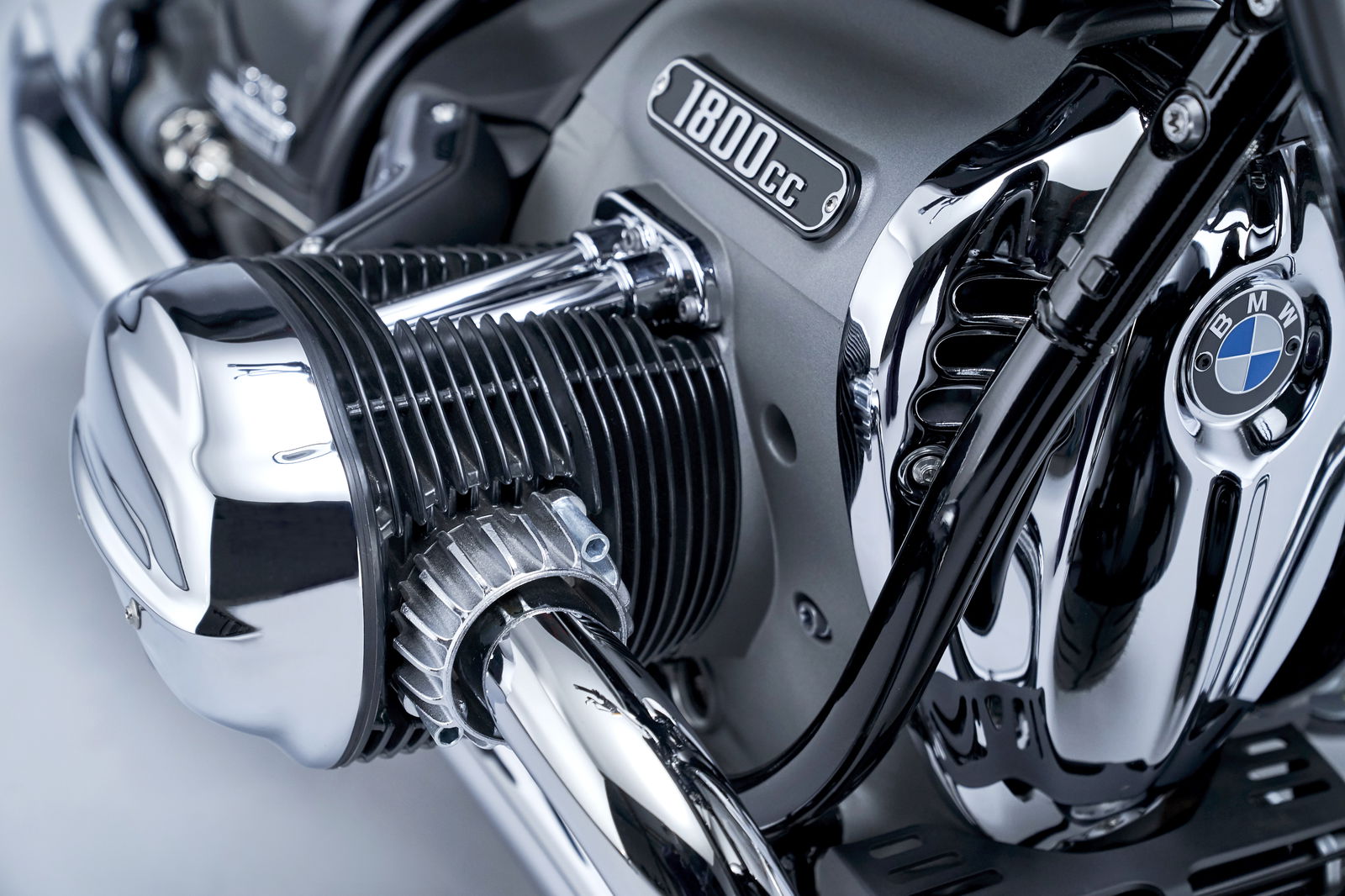 The 1800cc BMW R 18 Has The Bike World's Biggest Ever Boxer Twin