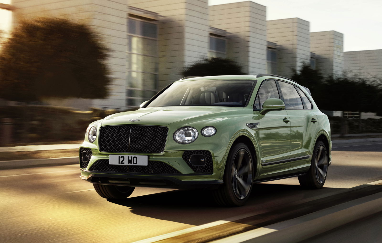 Check Out The Bentley Bentayga's New Continental GT-Like Rear