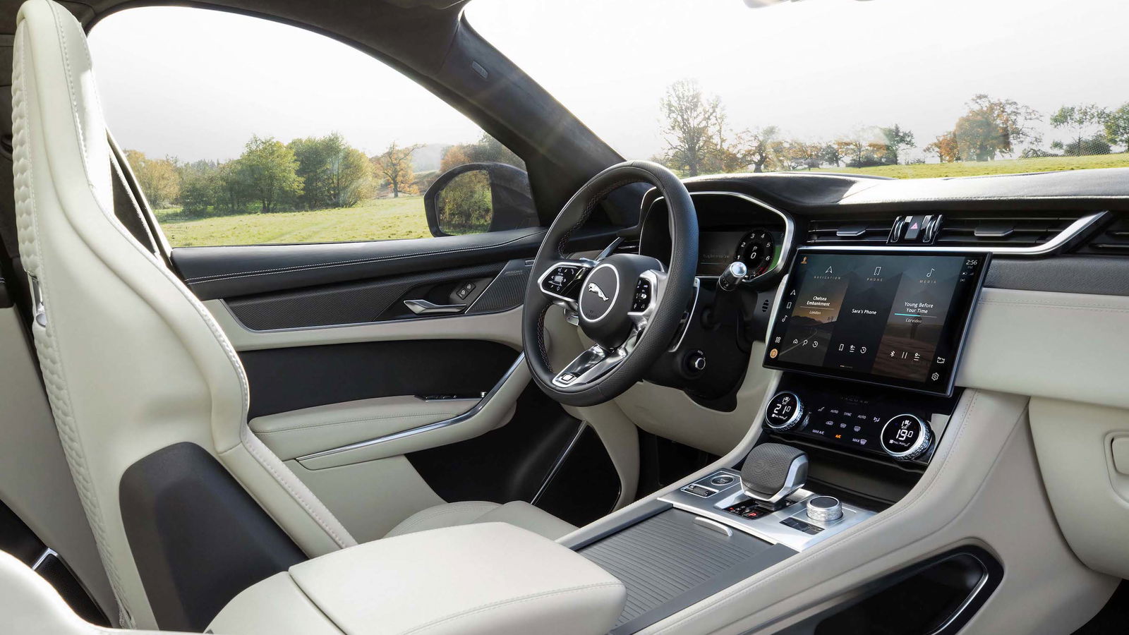 The Jaguar F-Pace SVR Now Does 0-60mph In 3.8 Seconds