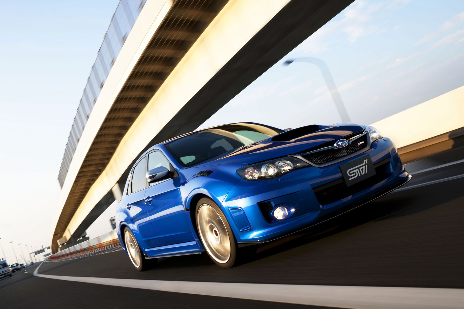 The S206 was developed in Nürburgring. That is the reason why 100 of the 300 models received the name of NBR edition.