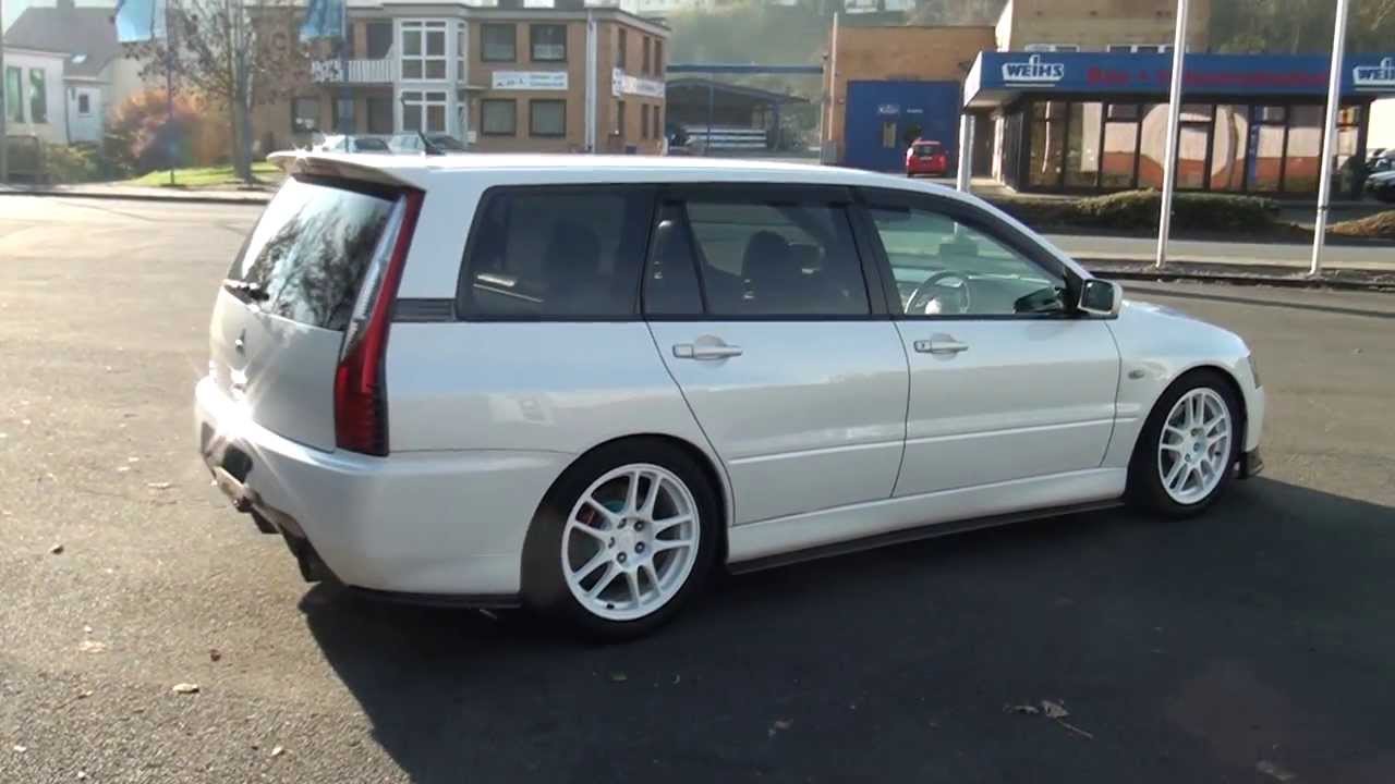 The Station Wagon version of the Evolution IX featured a sequential gearbox which wasn't available since the LanEvo VII.