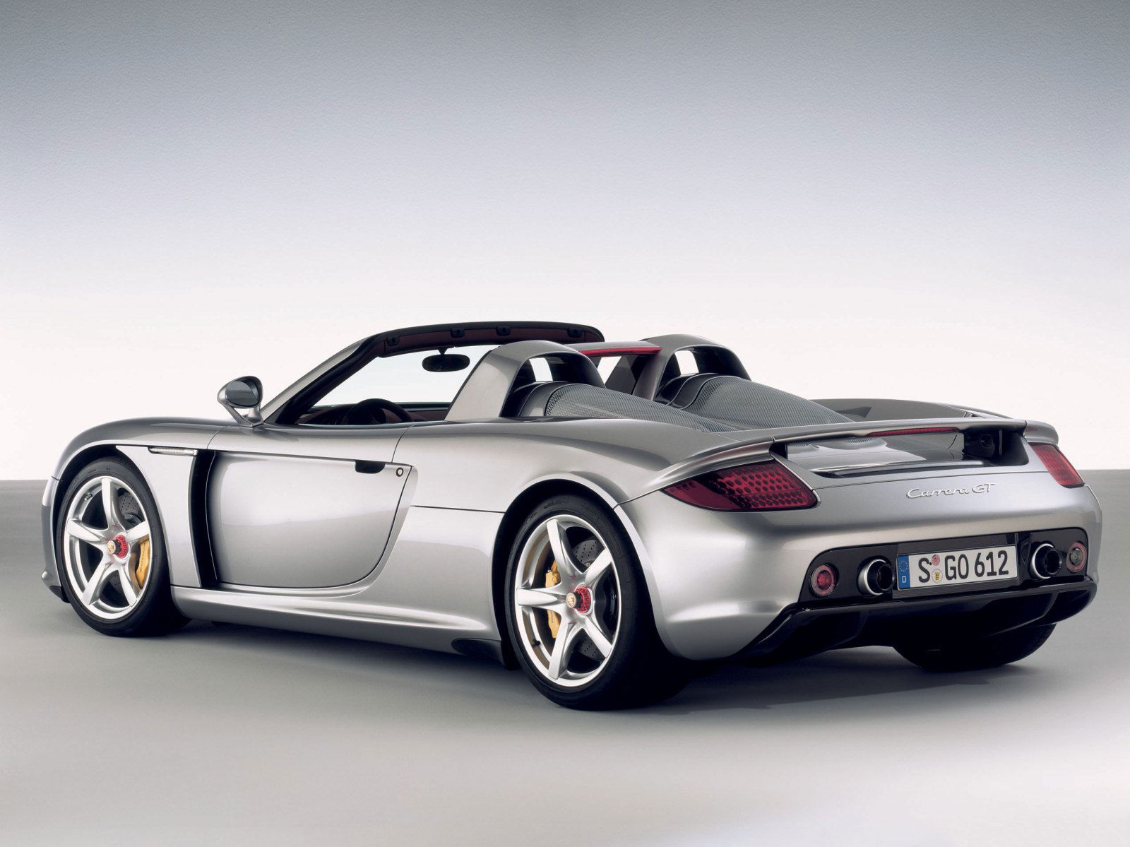 7 Supercars Of The 2000s That Deserve More Recognition