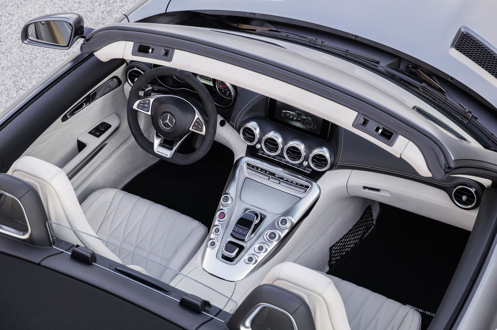 The Mercedes-AMG GT C Roadster Is A 547bhp Drop Top With An Angry Face