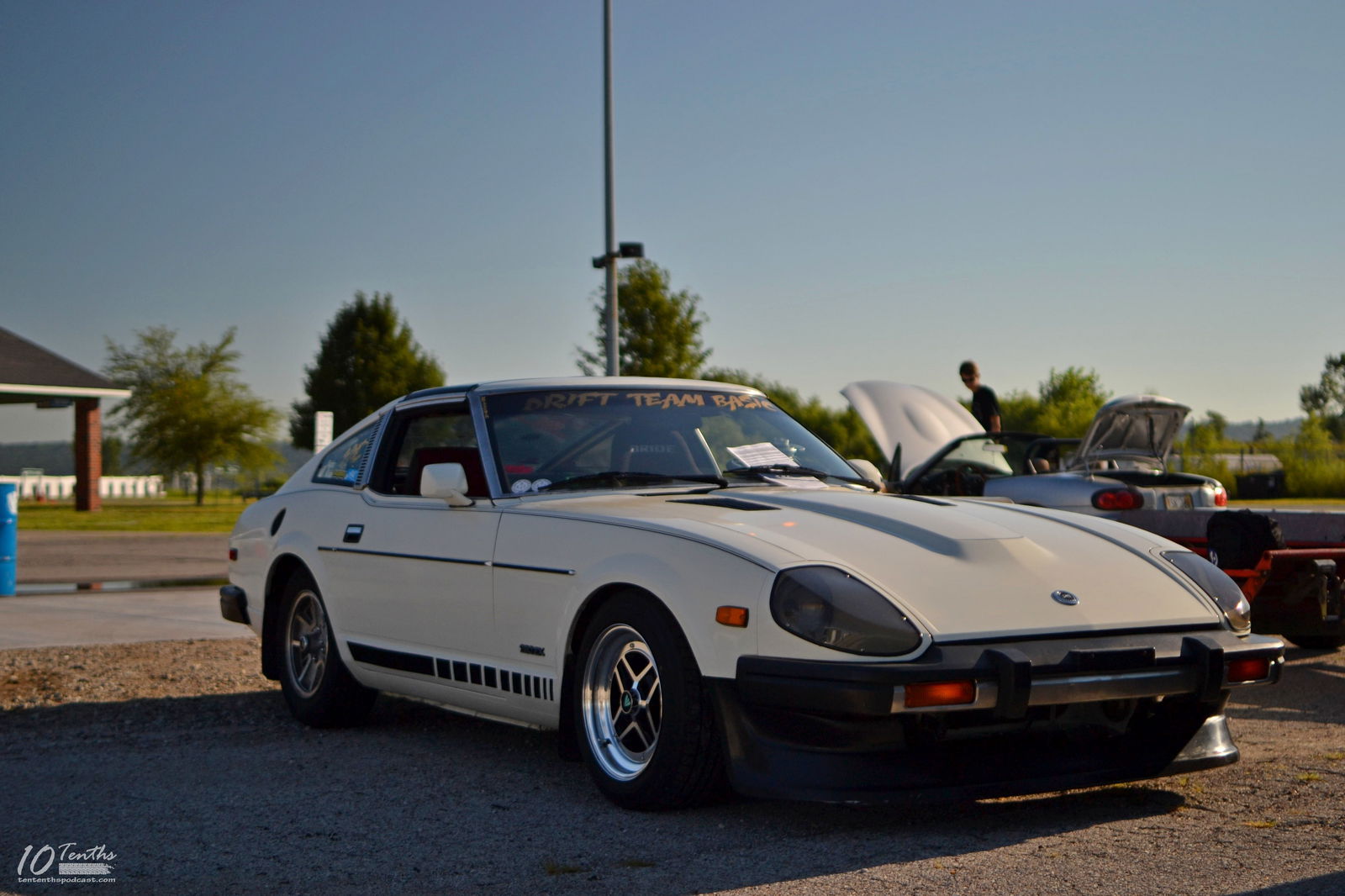 This stunningly gorgeous RB20DET swapped 280z parked next to me in the paddock