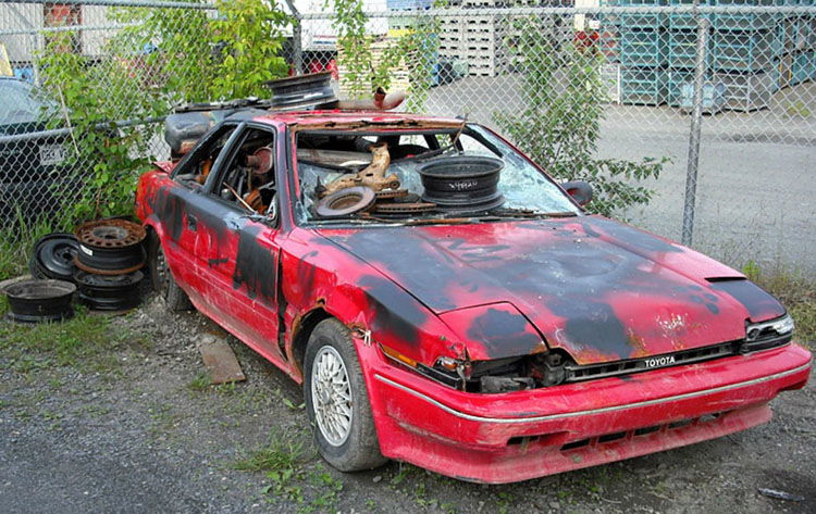 10 Dumb Things People Say To Sell Crap Cars