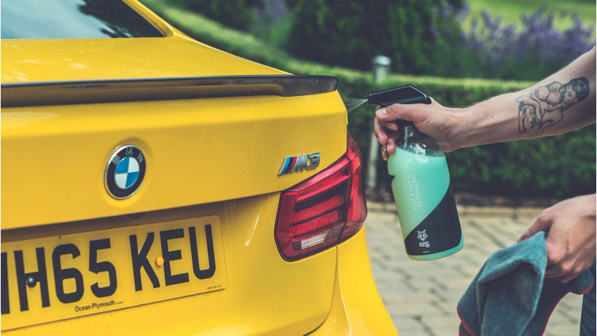 Waterless Wax Is A Way Better Christmas Gift Idea Than Socks