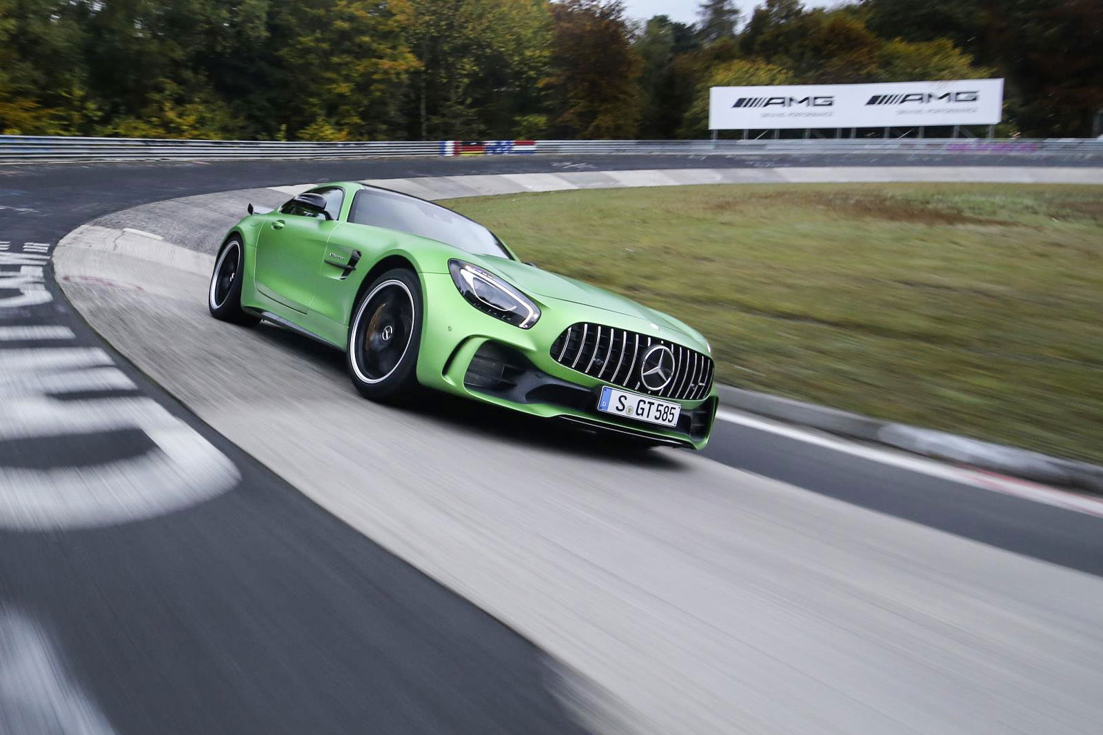 This Is What A $12k A Day Racing Simulator Looks Like