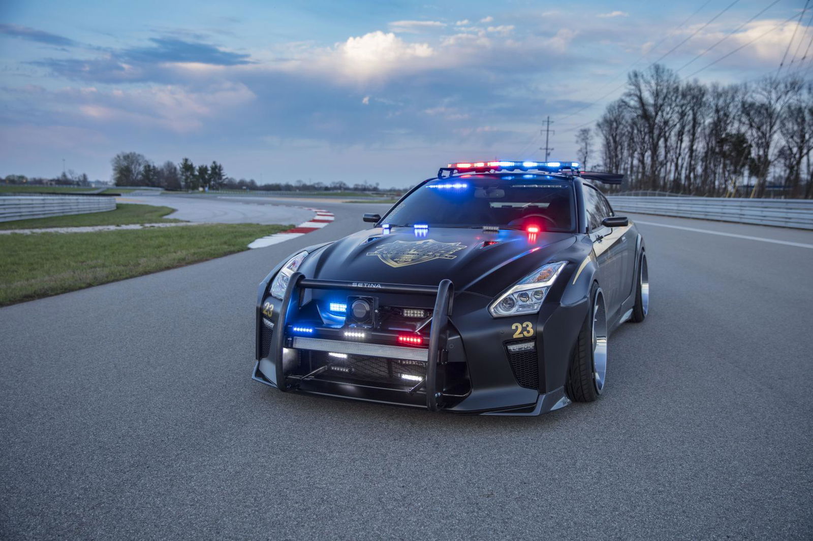 Good Guy Chevrolet Is Auctioning The Very First Camaro ZL1 1LE For Charity
