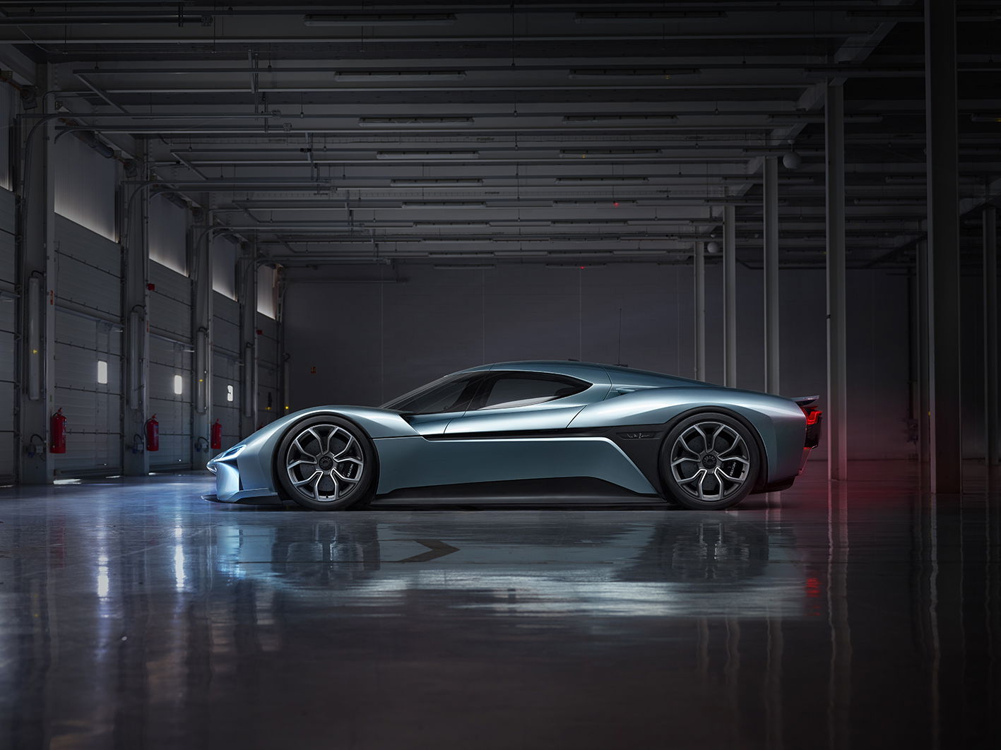 Here's The New Aston Martin V8 Vantage Great Britain Special Edition... Built Only For China