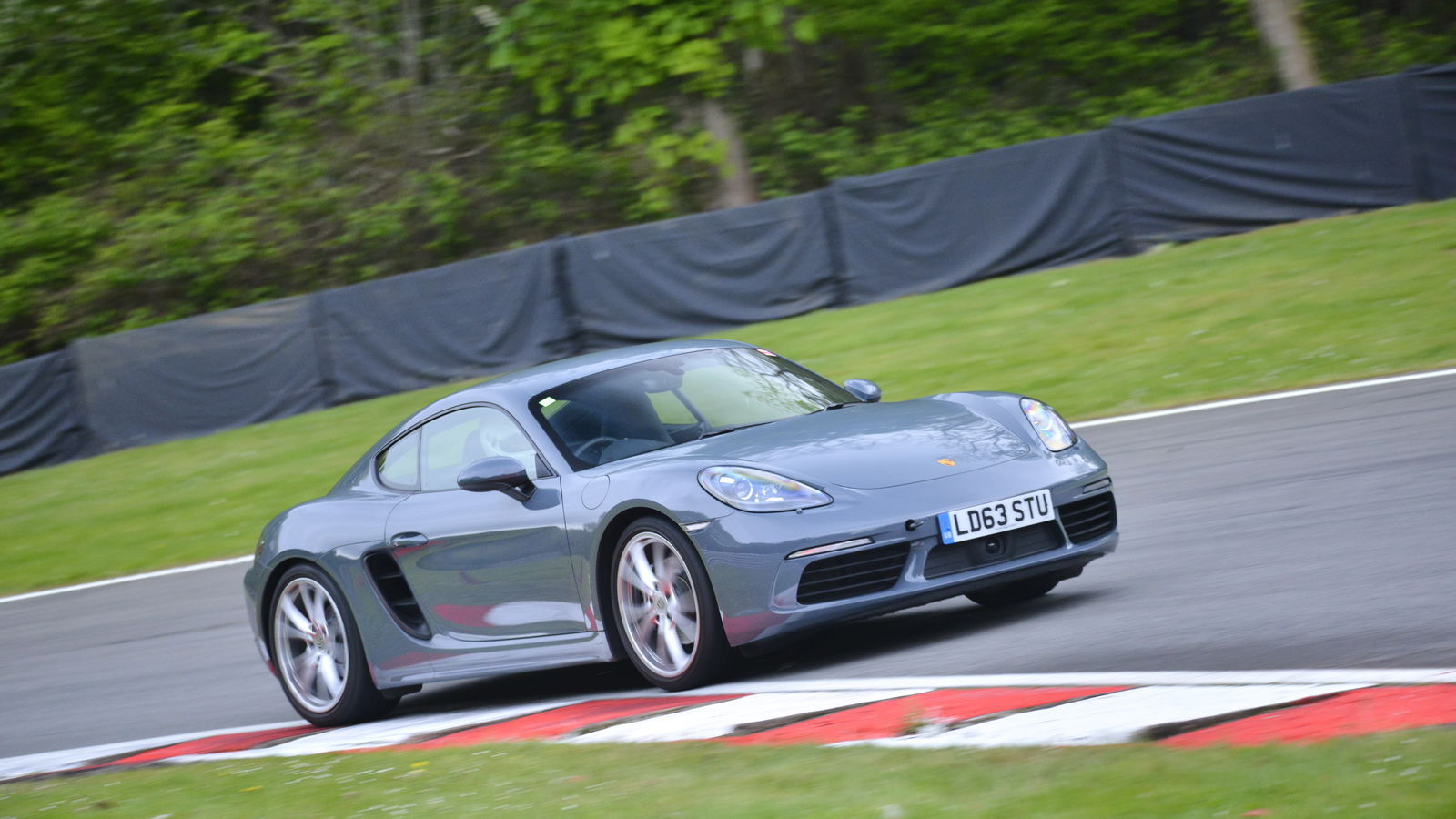 A tour of British racetracks in a Porsche 718 (warning: long post) #blogpost