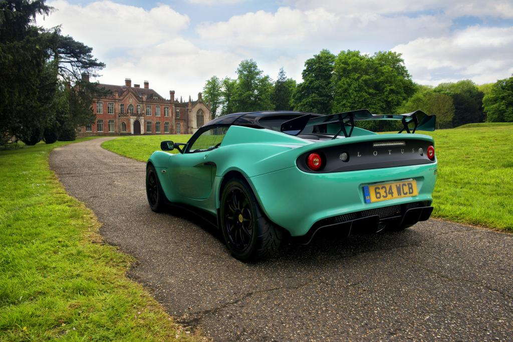 The New Lotus Elise Cup 250 Has 279bhp Per Tonne