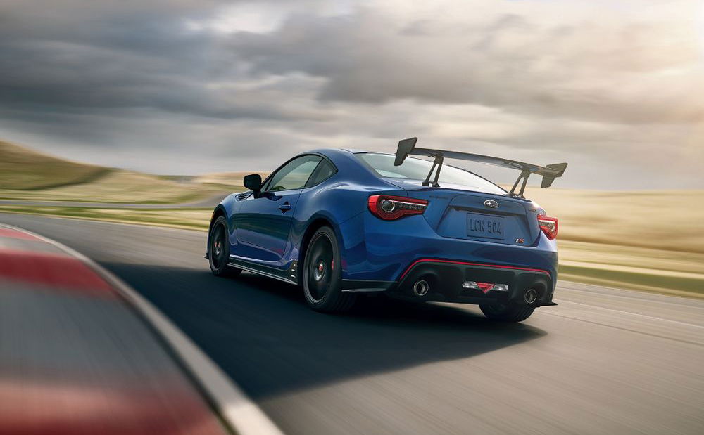 This Three-Way Fast Audi Drag Race Is Consumer Journalism Done Right