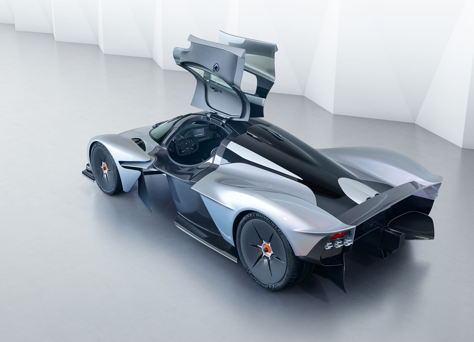 Gorge Yourself On New Details Of The No-Holds-Barred Aston Martin Valkyrie