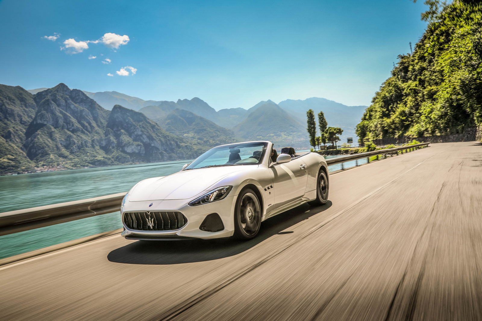 2018 Maserati Gran Turismo Review: The V8 Beauty That's Better For Being Old