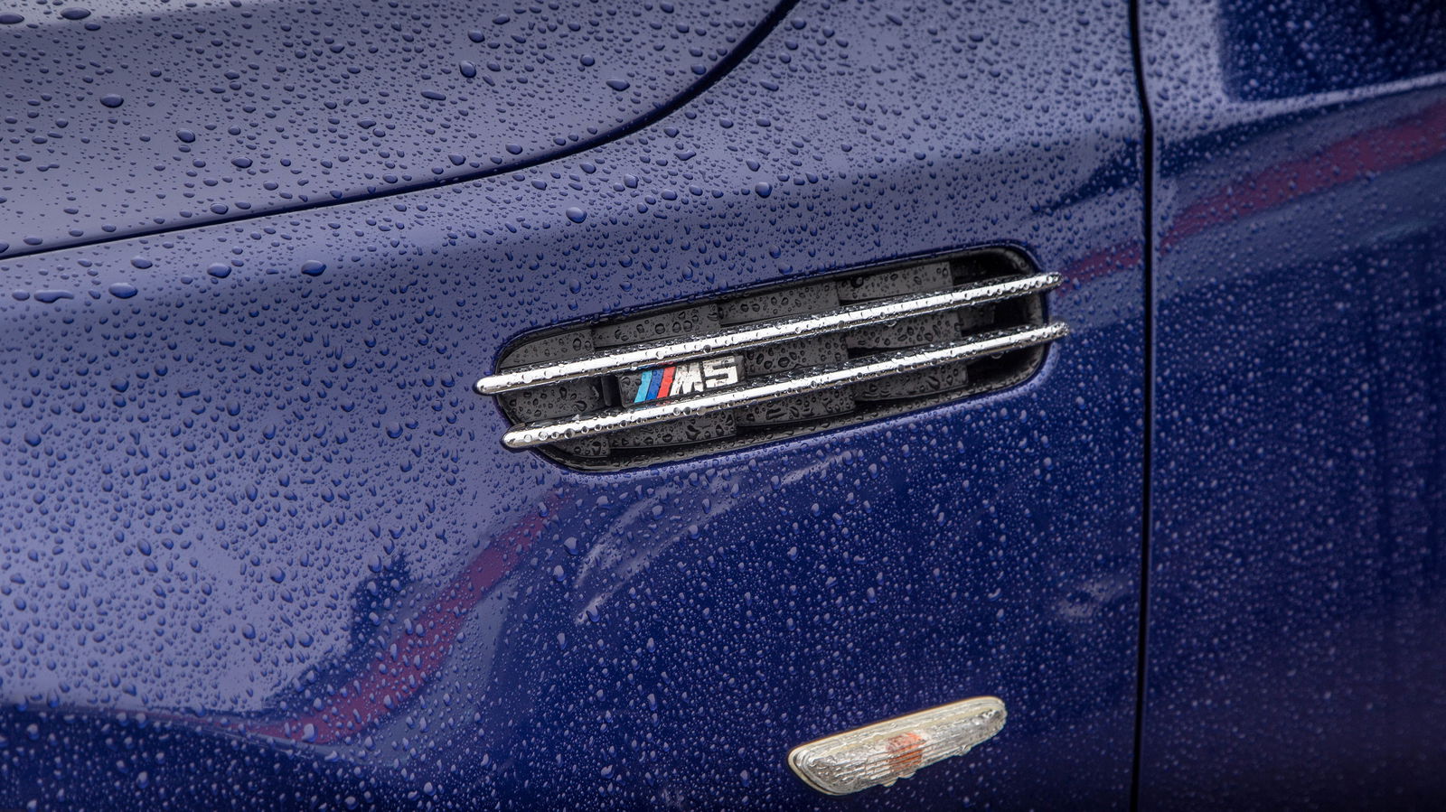 Usher In Winter With This Gorgeous, Snowy Audi R8 Video