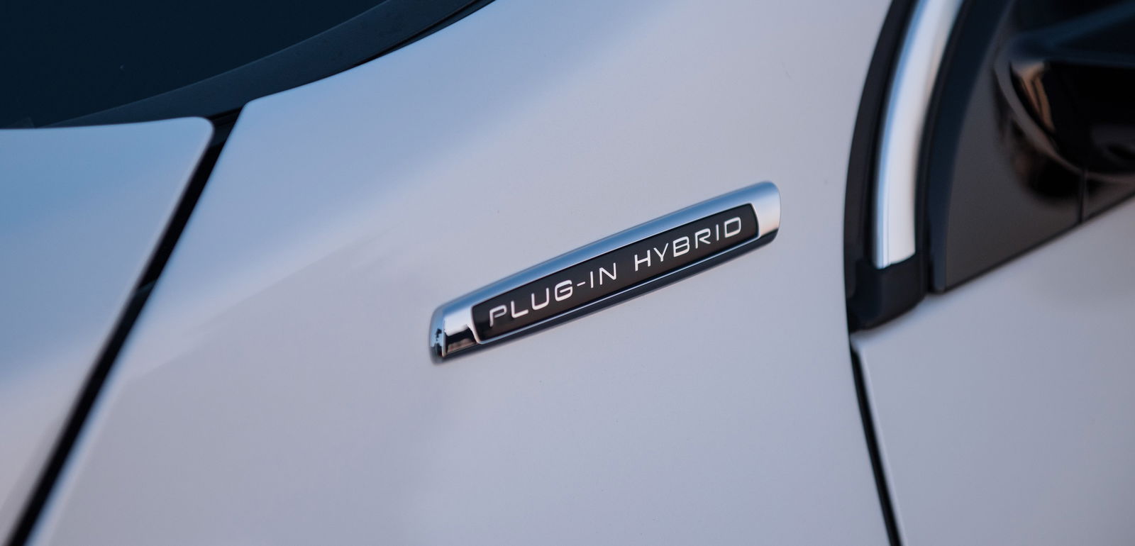 Maybe hanging on to a combustion engine as well is a good idea...