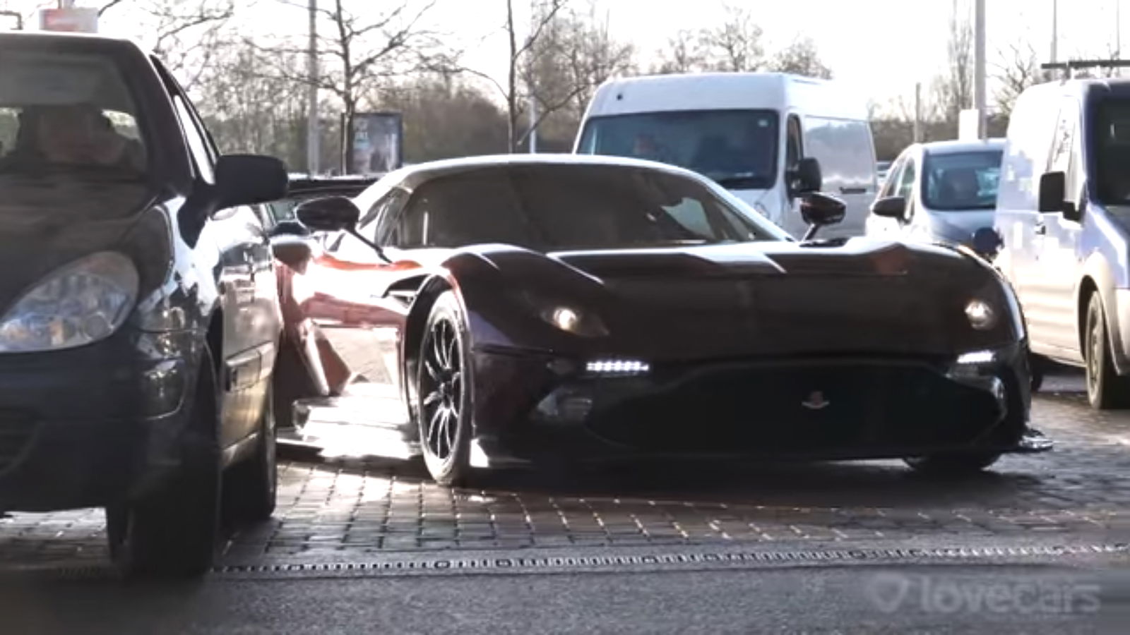 The World's Only Road-Legal Aston Martin Vulcan Is Insanely Detailed