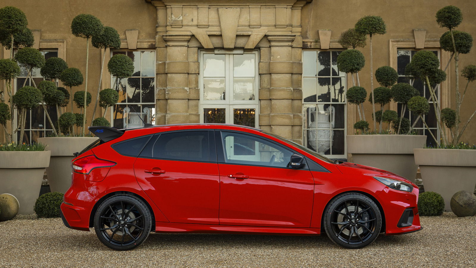 Ford Focus RS Red Edition Revealed As Production Nears Its End