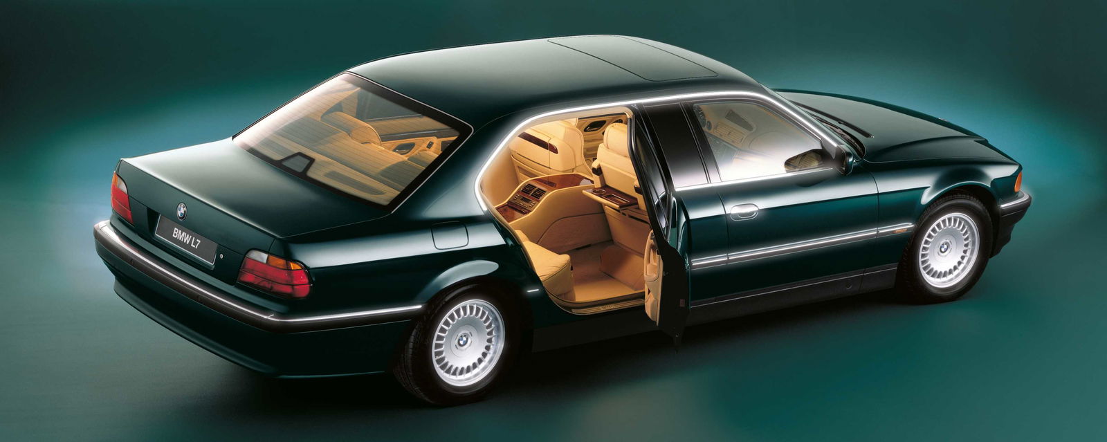The 670bhp Lister LFP Will Be A 200mph F-Pace