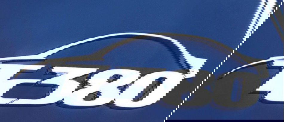 Here's A Tour Of The Spookily Quiet New Aston Martin Factory