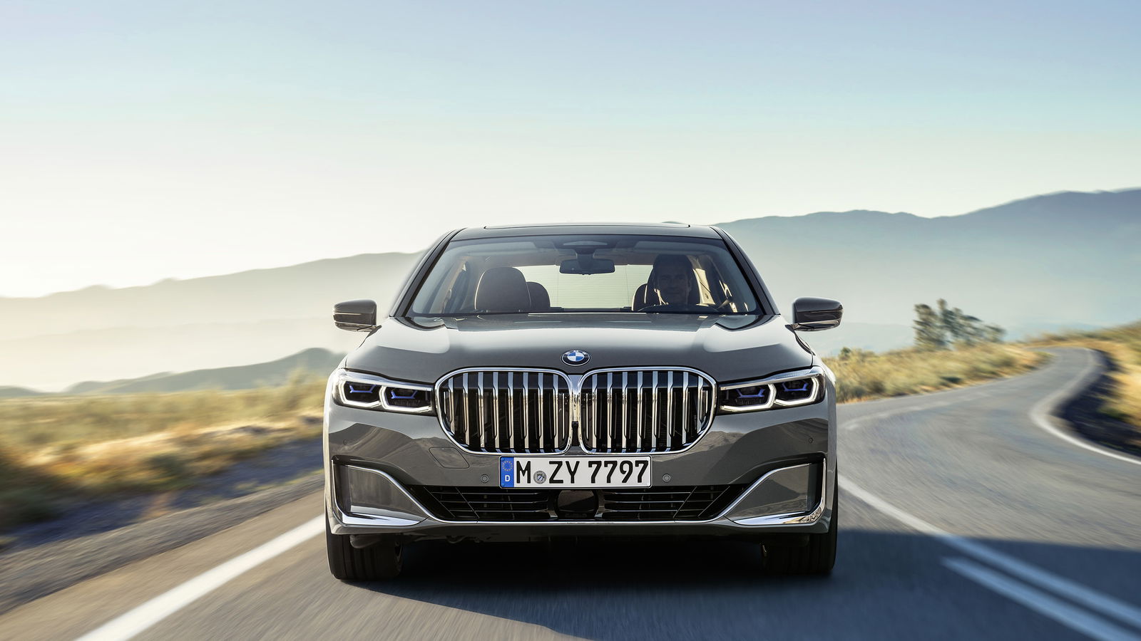 Yes, The New BMW 7-Series Really Does Have A Grille This Big