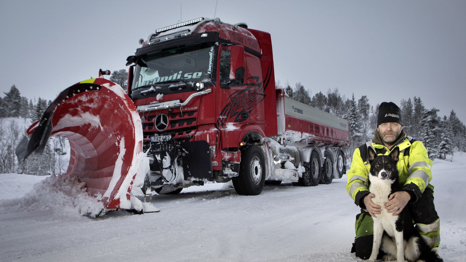 We Really Need This Epic 570bhp Snow Plough Before The Apocalypse