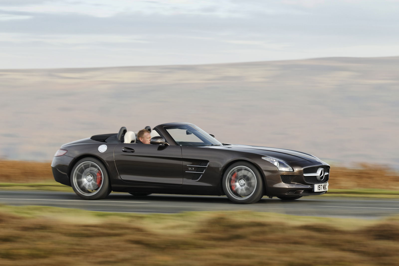 The Mercedes SLS AMG Roadster Was The Most Disappointing Performance Car I’ve Driven