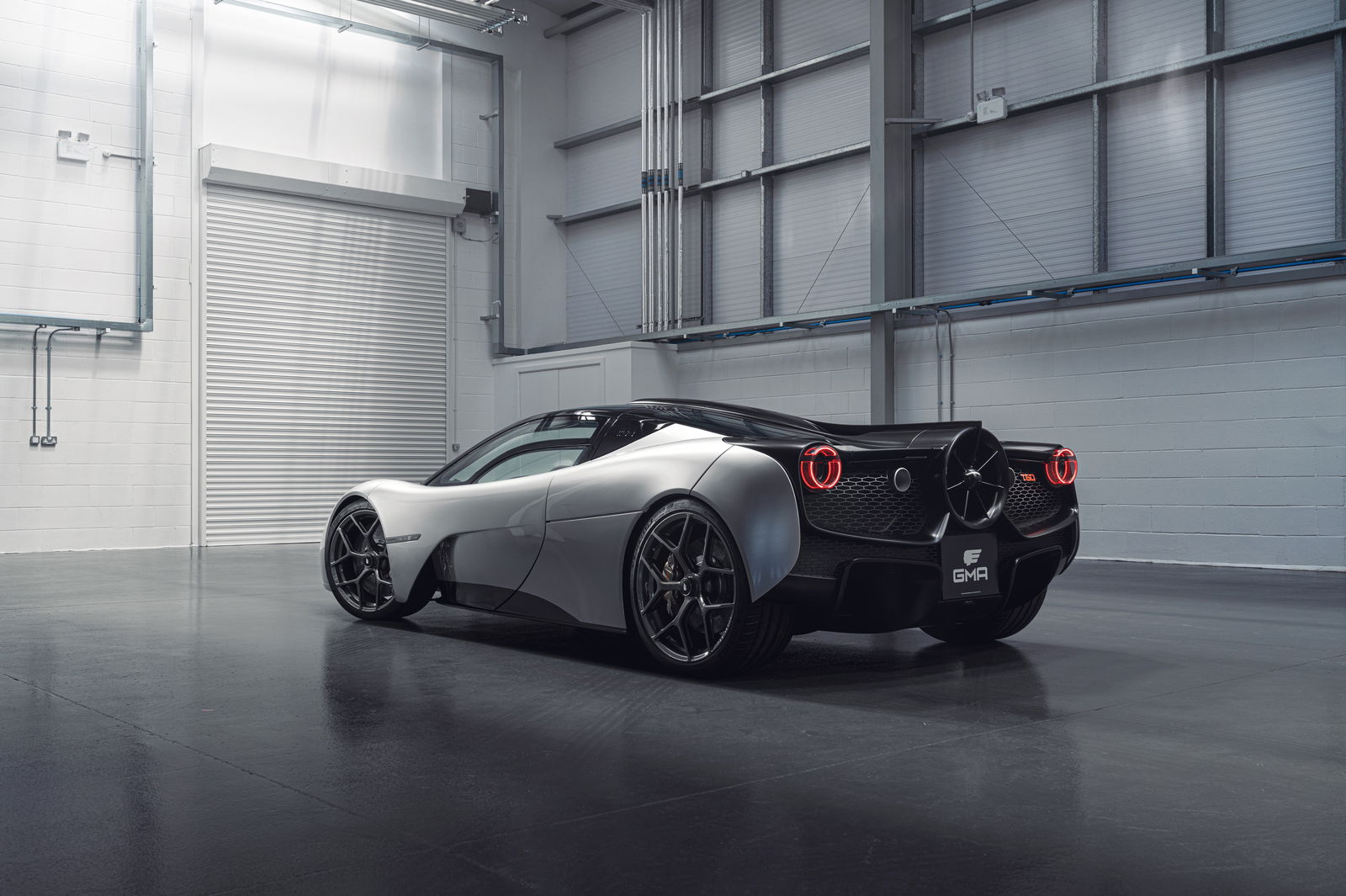 6 Bizarre But Brilliant Car Choices In Film