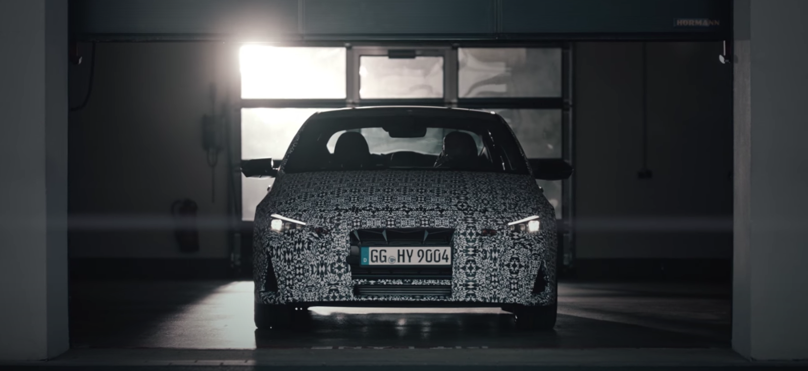 Nissan Re-Leaf Is A Chunky-Tyred Disaster Response Power Bank