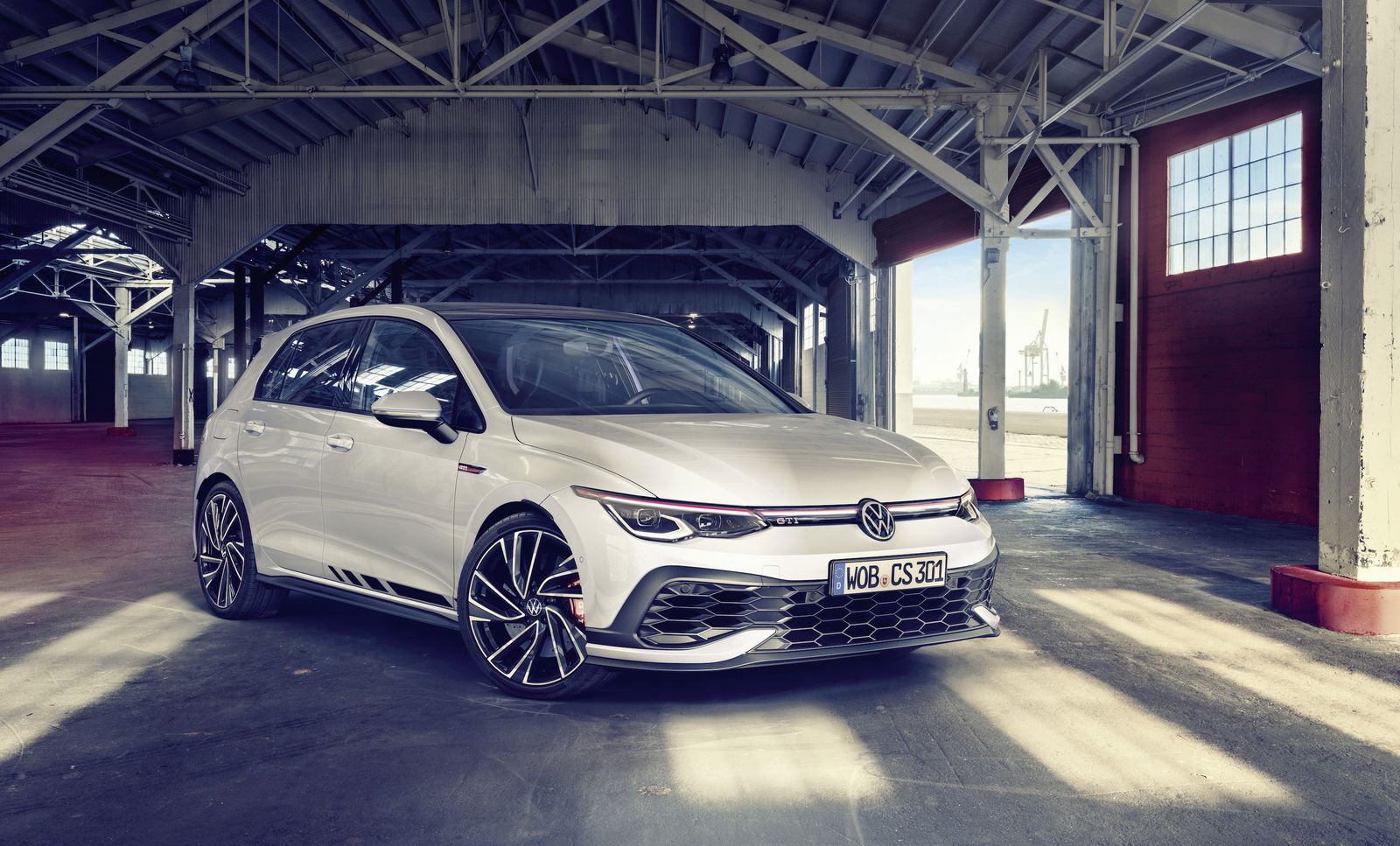 The New VW Golf GTI Clubsport Has 297bhp And A Bespoke Chassis, But No Manual