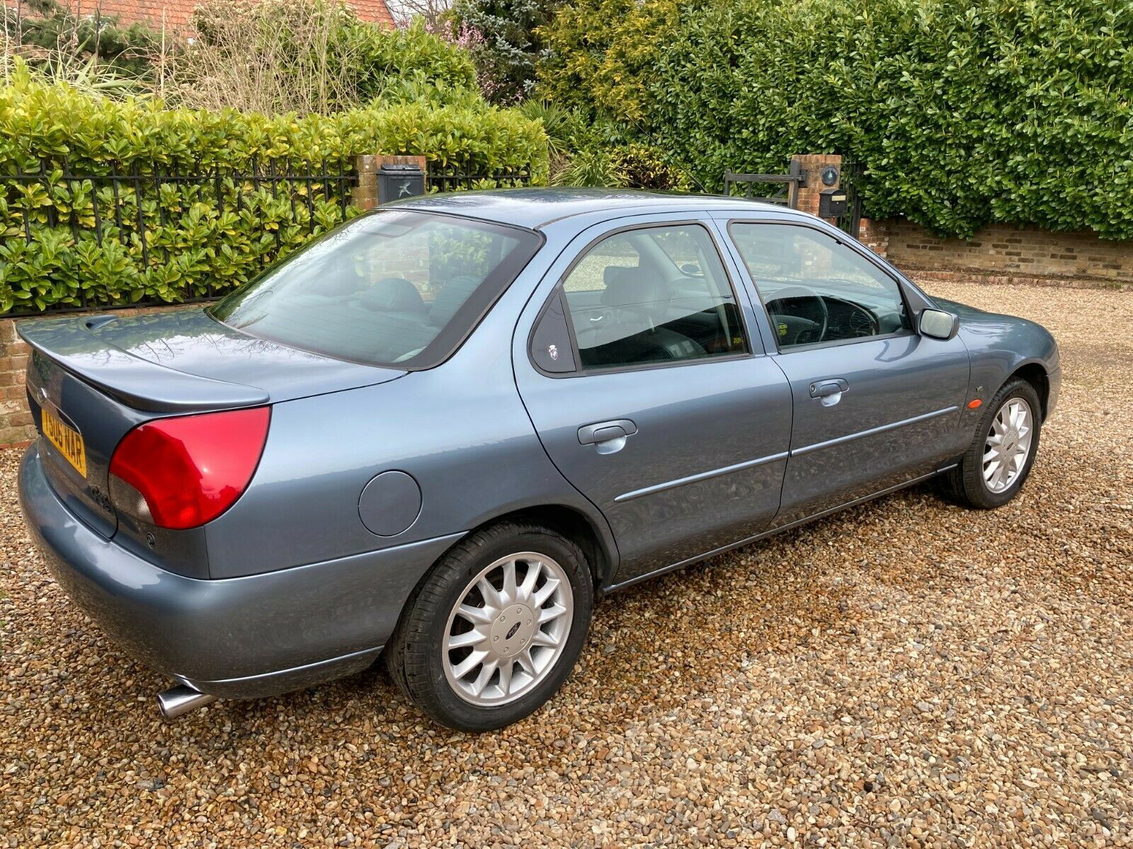 The Ford Mondeo Is About To Die - Let's Commiserate With This Early V6 Example