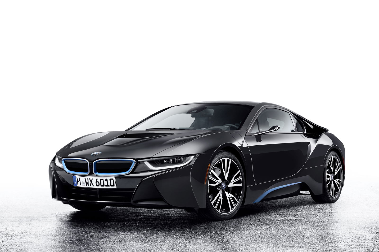 Man Leaves Beached BMW In Reverse Then Locks Himself Out